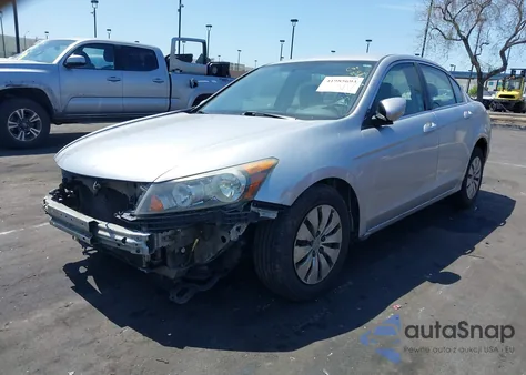 2010 Honda Accord 2.4 Lx z USA, uszkodzony, nr VIN 1HGCP2F33AA175944